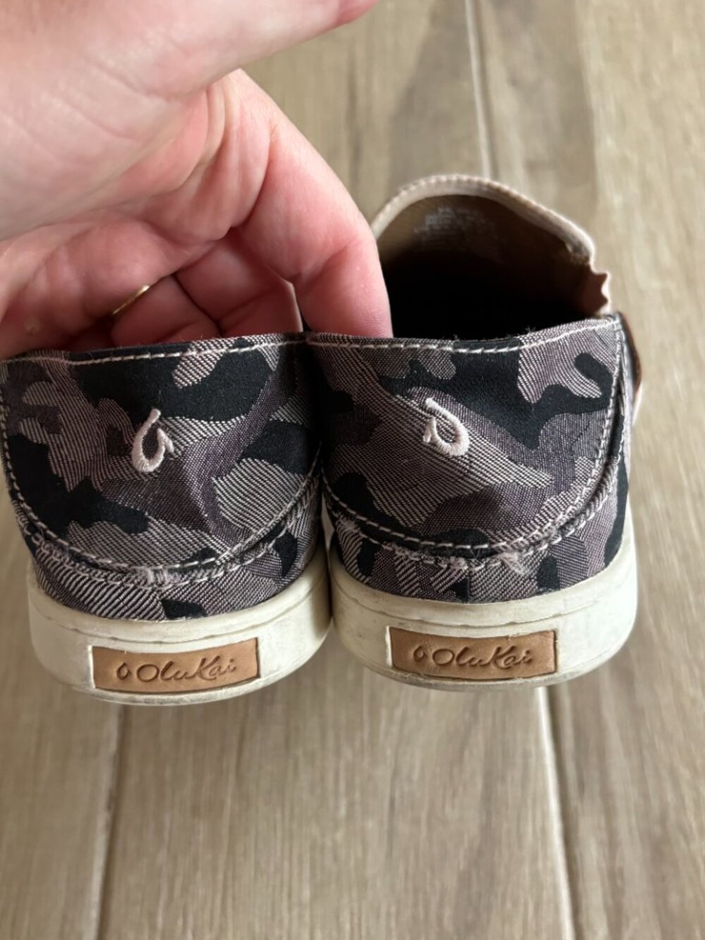 Olukai Pehuea Pa'i Shoes Women's 8.5 Soft Pink Camo Slip On Beach Summer Sneaker - Picture 5 of 10